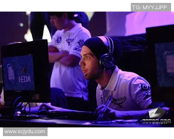 WE在世界大师赛中的灵活战术表现引发热议与思考